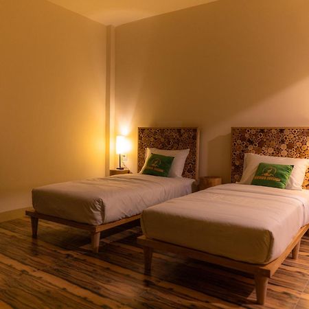 Dumani Nagar Hotel & Resort Karimabad  Экстерьер фото