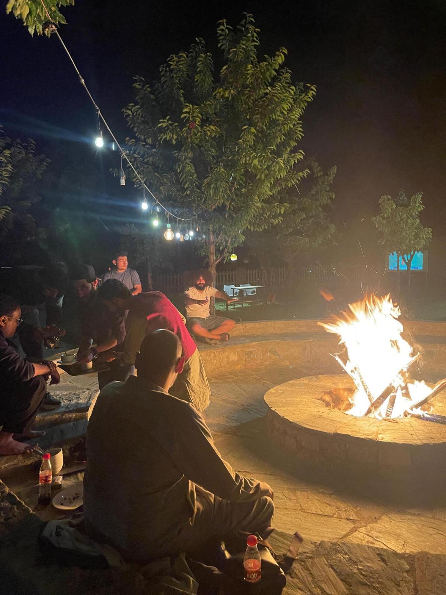 Dumani Nagar Hotel & Resort Karimabad  Экстерьер фото
